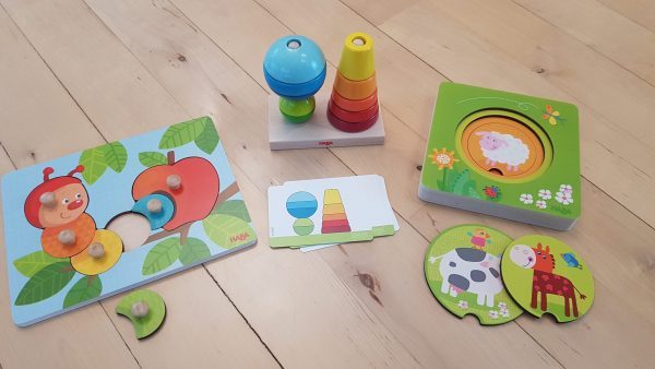 pädagogisch wertvolles Kleinkinderspielzeug für 1- bis 3-Jährige